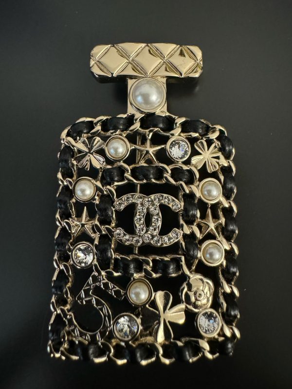 CHANEL BROOCH BOTTLE