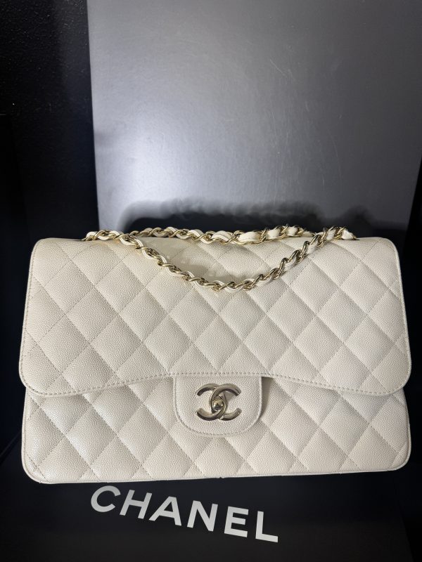 CHANEL CLASSICA JUMBO PANNA
